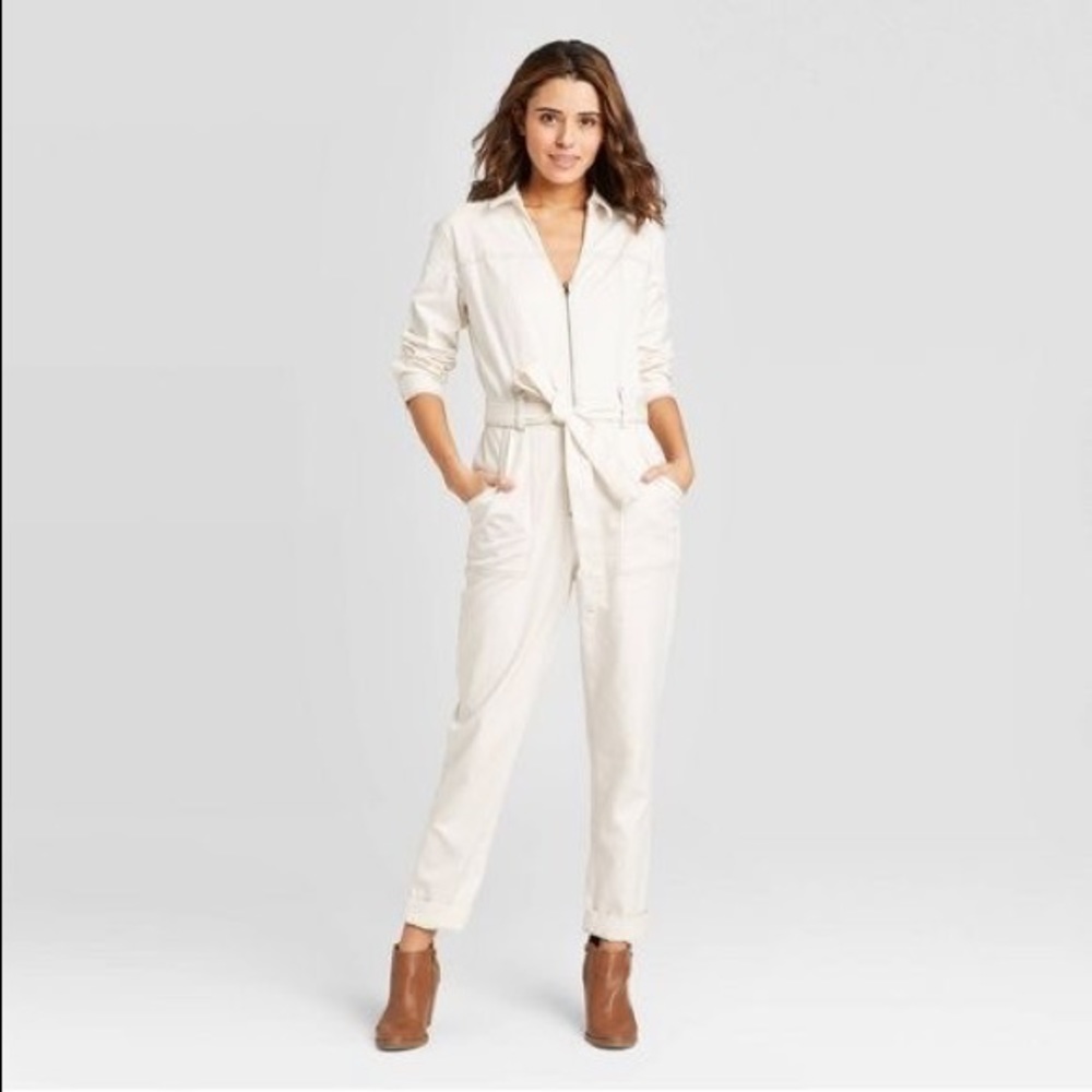 Women's Long Sleeve Boilersuit - Universal Thread Cream - Size 6